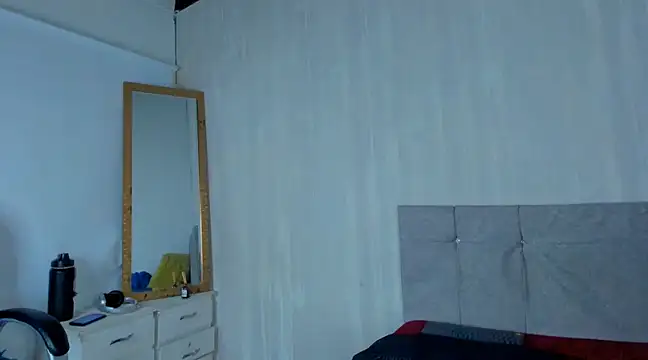 Snapshot of Mateo_Reales chatting on January 24, 2025, 4:16 am Mateo Reales online show from January 24, 2025, 4:16 am