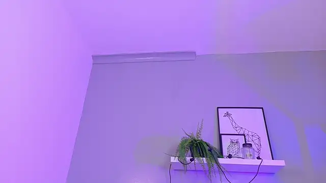 KendalMilleer online show from October 16, 2025, 10:23 am