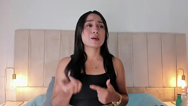 lia sofiia online show from September 19, 2025, 9:24 am