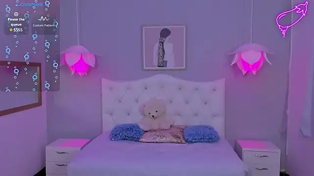 Lisa7 7 online show from January 14, 2026, 6:00 pm