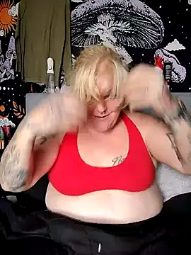 Snapshot of Trans_Girl_next_door420 chatting on February 18, 2026, 8:27 pm Trans Girl next door420 online show from February 18, 2026, 8:27 pm