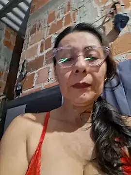Mia-funny20 online show from May 1, 2026, 8:36 pm