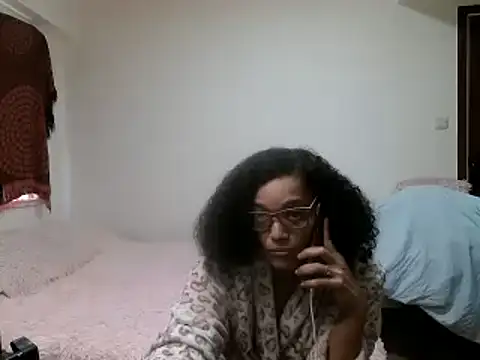 Snapshot of RDENLACASA chatting on January 23, 2025, 2:07 pm RDENLACASA online show from January 23, 2025, 2:07 pm