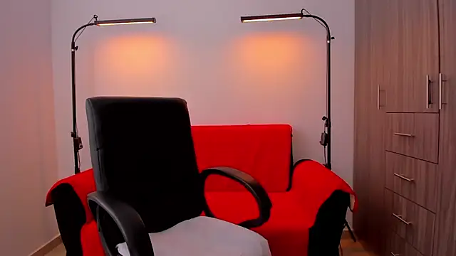 cloy baby   online show from October 6, 2025, 11:33 am