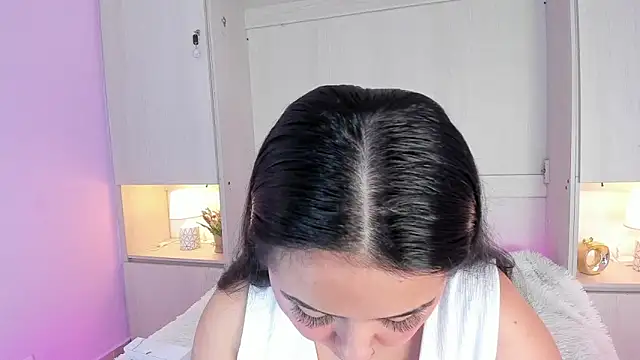 valerymeyerr online show from September 28, 2025, 4:19 am