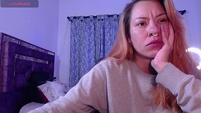 alejandrafitt online show from June 17, 2026, 4:34 am