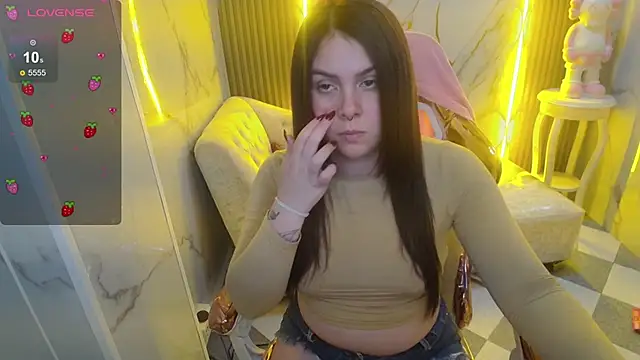 Paula b  online show from September 27, 2025, 12:44 pm