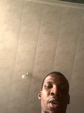 Snapshot of DManL chatting on January 13, 2026, 6:06 am DManL online show from January 13, 2026, 6:06 am