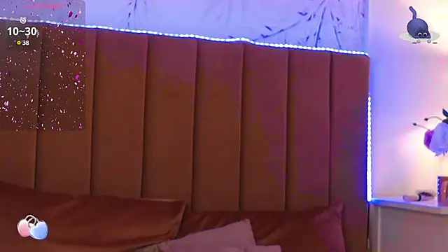 PinkySparks online show from March 19, 2025, 12:37 am