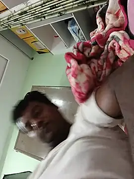 Snapshot of PVNRAO0831 chatting on July 6, 2026, 8:21 am PVNRAO0831 online show from July 6, 2026, 8:21 am