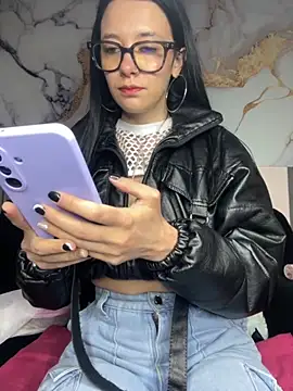 Isabella 21x online show from October 2, 2025, 12:41 pm