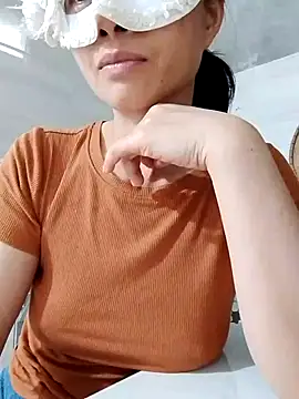 Aninyin22 online show from April 21, 2026, 2:51 am
