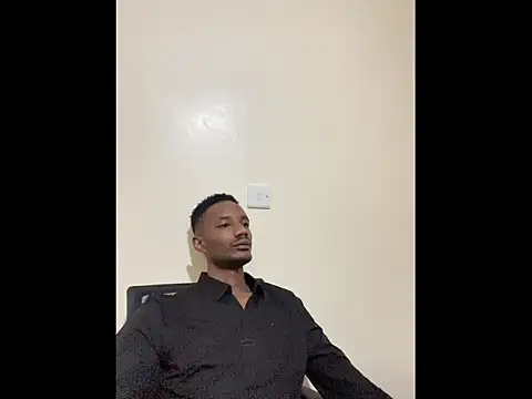 Snapshot of Dawi3 chatting on November 30, 2025, 1:12 pm Dawi3 online show from November 30, 2025, 1:12 pm