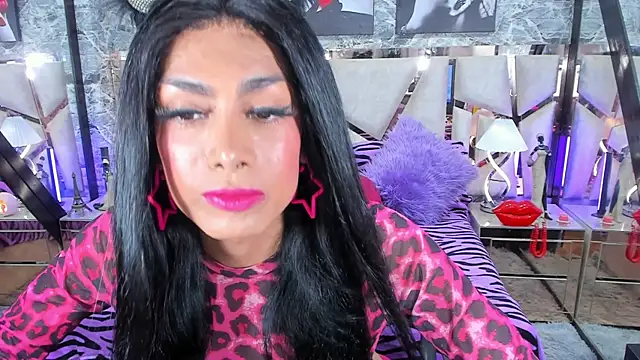 Snapshot of violettaGomez chatting on March 23, 2026, 9:36 pm violettaGomez online show from March 23, 2026, 9:36 pm