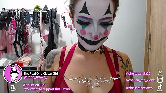 Snapshot of Eloise-brown chatting on March 11, 2026, 6:02 pm Eloise-brown online show from March 11, 2026, 6:02 pm