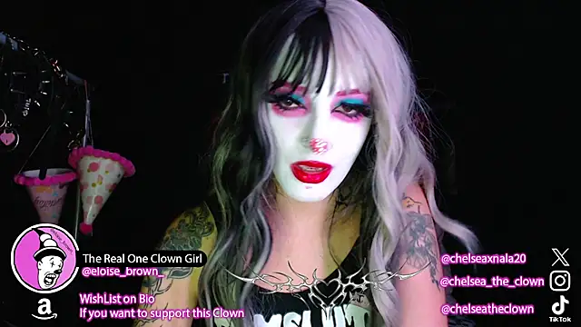 Snapshot of Eloise-brown chatting on February 14, 2026, 9:04 pm Eloise-brown online show from February 14, 2026, 9:04 pm