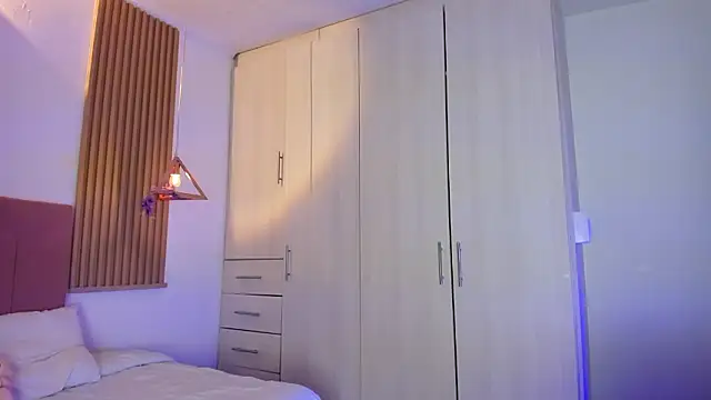 Snapshot of mia_nevaeh chatting on March 21, 2026, 5:50 pm mia nevaeh online show from March 21, 2026, 5:50 pm