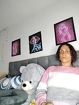 Corina hot online show from January 25, 2025, 3:30 am