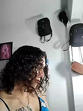 Corina hot online show from January 7, 2025, 10:19 pm