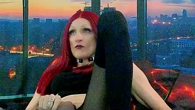 Snapshot of LuvNuk chatting on May 27, 2026, 5:59 am LuvNuk online show from May 27, 2026, 5:59 am