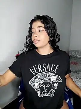 Fanny Klean online show from November 16, 2025, 4:28 am