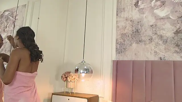 Snapshot of SabrinaDevill chatting on February 26, 2026, 2:06 pm SabrinaDevill online show from February 26, 2026, 2:06 pm