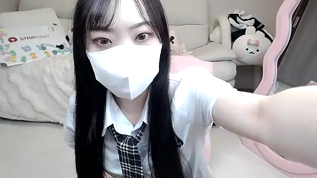 momo room online show from October 16, 2025, 10:34 am