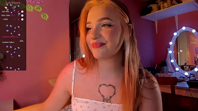 CarolineLovers online show from September 25, 2025, 8:37 pm