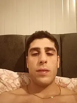 arenn1997 online show from February 5, 2026, 12:28 am