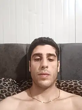 arenn1997 online show from April 21, 2026, 12:12 am