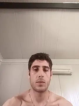 arenn1997 online show from May 3, 2026, 12:09 pm