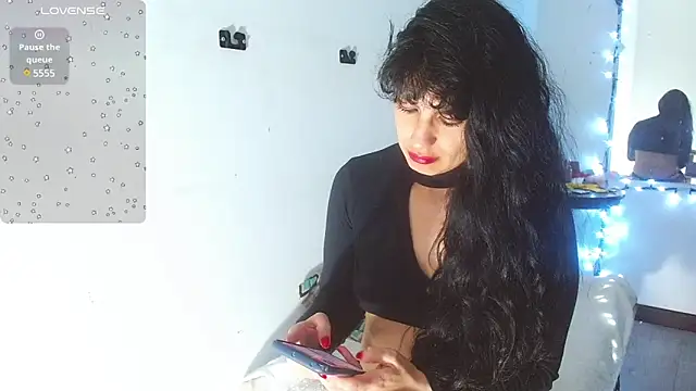 cristina connor online show from March 12, 2025, 5:13 am