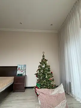 Hott Lolla online show from December 20, 2025, 9:01 am