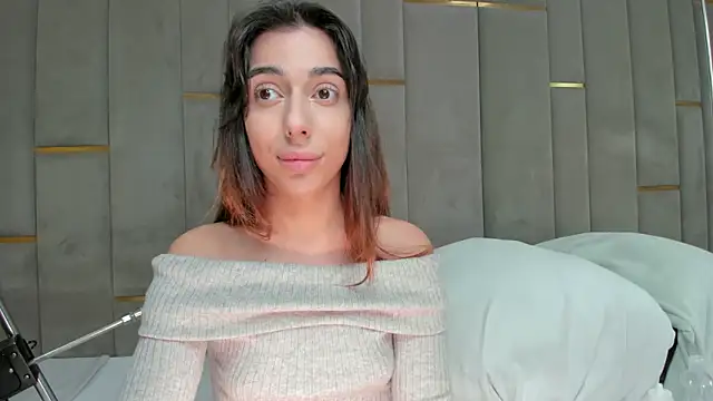 Snapshot of eva_lim chatting on December 23, 2025, 10:47 am eva lim online show from December 23, 2025, 10:47 am