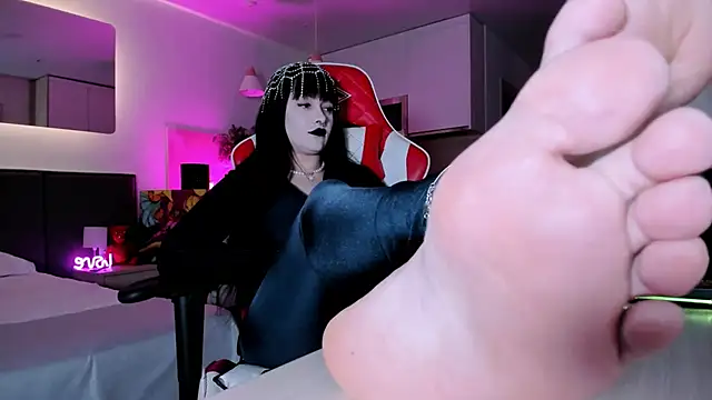  Goddess Misha  online show from March 19, 2025, 8:00 pm