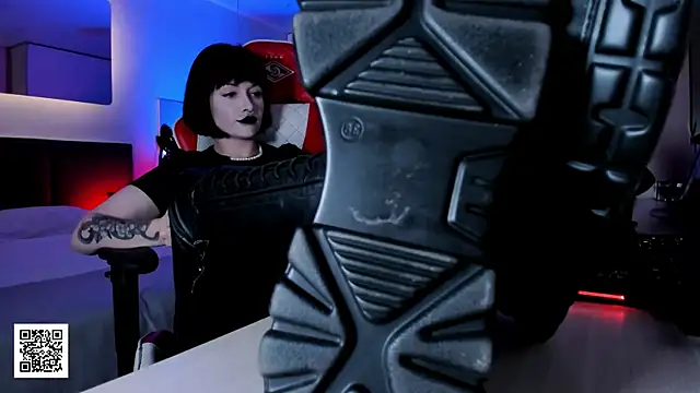  Goddess Misha  online show from September 18, 2025, 9:29 pm