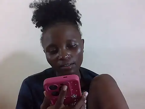 SexyNeedle22 online show from June 27, 2026, 6:47 pm