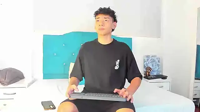 Daviid laidd online show from October 1, 2025, 8:24 pm