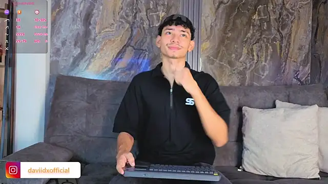 Snapshot of Daviid_laidd chatting on July 30, 2026, 1:54 pm Daviid laidd online show from July 30, 2026, 1:54 pm