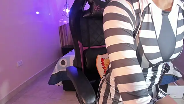 IamNayuta online show from October 3, 2025, 7:48 pm