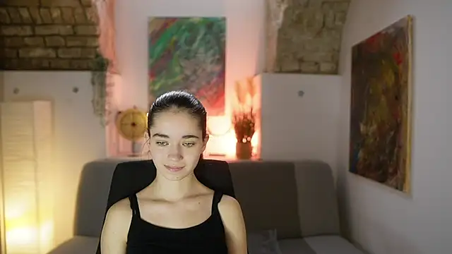 Gia Paige18 online show from March 20, 2025, 12:00 pm