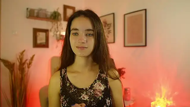 Gia Paige18 online show from September 10, 2025, 8:13 am