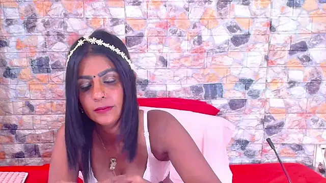 EroticSexyStripper online show from November 17, 2025, 1:04 pm