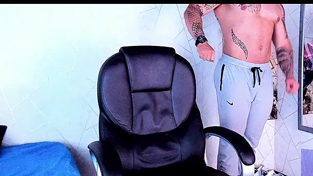 Cristian Walker online show from September 26, 2025, 2:02 pm