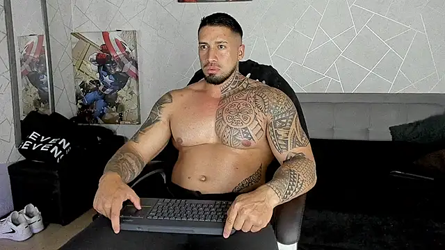 Snapshot of Cristian_Walker chatting on August 2, 2026, 11:46 pm Cristian Walker online show from August 2, 2026, 11:46 pm