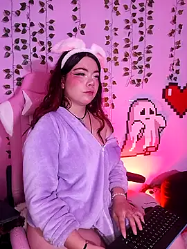 Erza escarleth online show from February 23, 2025, 3:56 am