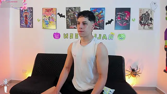 jonathanjoestar  online show from October 20, 2025, 8:09 pm