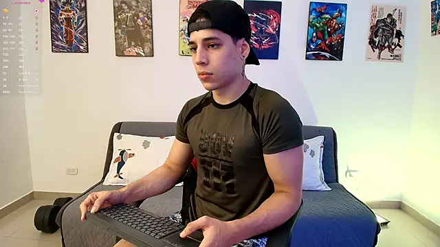 jonathanjoestar  online show from May 7, 2026, 10:13 pm