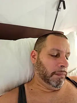 Just2much online show from October 1, 2025, 11:08 pm