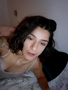 Snapshot of HelliRosa chatting on February 15, 2025, 11:36 pm HelliRosa online show from February 15, 2025, 11:36 pm